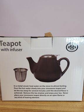 BIA Cordon Bleu 30 oz Stoneware Teapot with Stainless Steel Infuser Basket